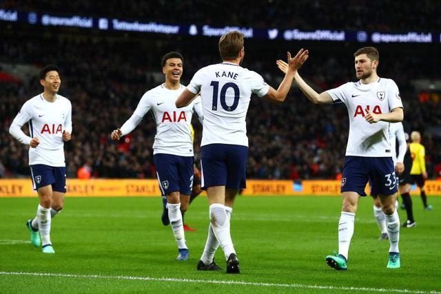 拜仁与阿方索续约5年 2000万欧签字费+1500万年薪